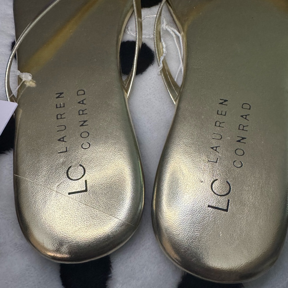 Lauren Conrad Gold Sandals - Picture 4 of 4